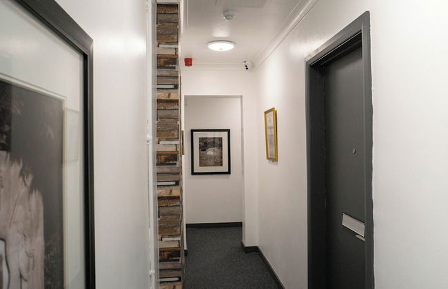 VR Apartments - Photo 75