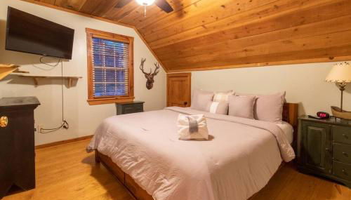 Cozy Cabin Smoky Mountains - Hot tub, pool, & golf - Foto 3