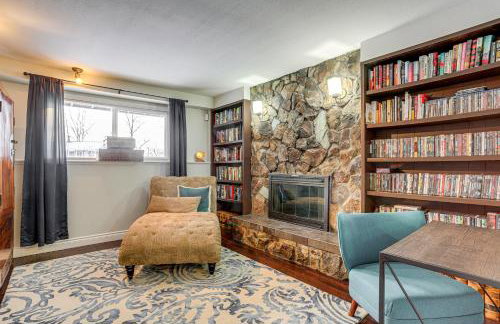 Theater Room and Fire Pit Anchorage Family Retreat - Foto 16