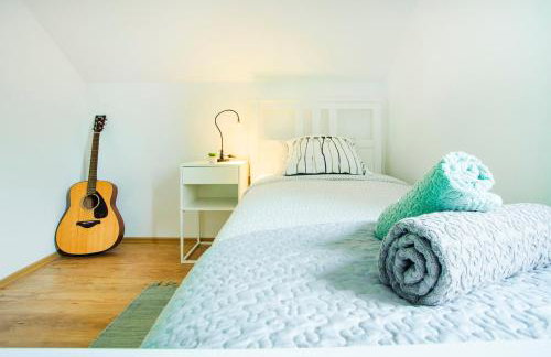 Holiday Home Dandelion with Hot Tub & Sauna - Photo 10