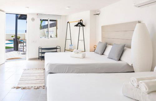 La Casa de Playa - piscina y jacuzzi a 50m del mar - Foto 51