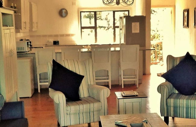 Alfies House - Photo 1