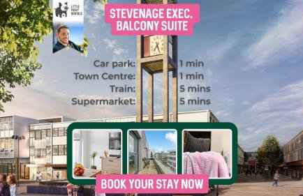 Luxury Balcony Penthouse with 4K TV and Soundbar - Foto 17