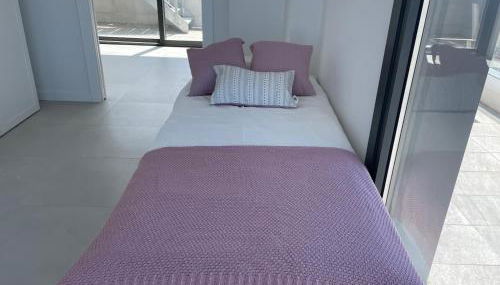 Lujosa casa en primera línea playa increibles vistas mar - Foto 5