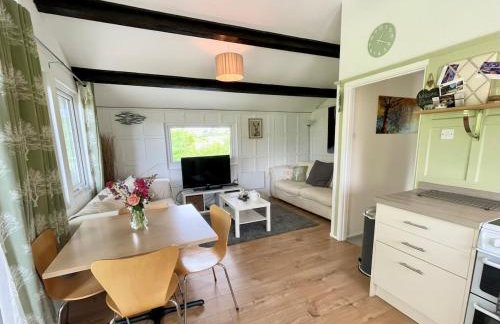 Beech Hut - a streamside family escape near Salcombe and Beaches - Foto 19