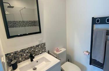 Beau studio neuf et équipé - Foto 4