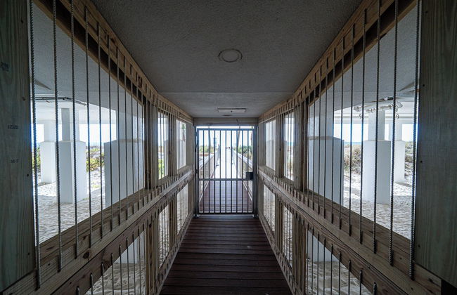 Edgewater Oasis Gorgeous Resort Condo on Beach! - Foto 26