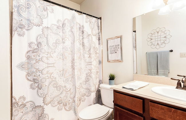 Upstay-2-Home Complex for 18ppl - Photo 19