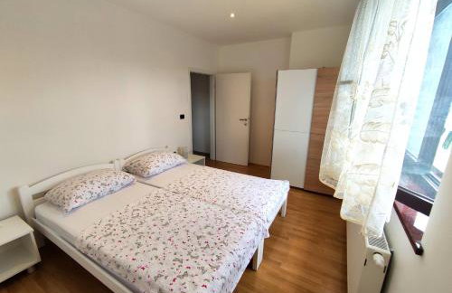 Apartmani Melia - Photo 8