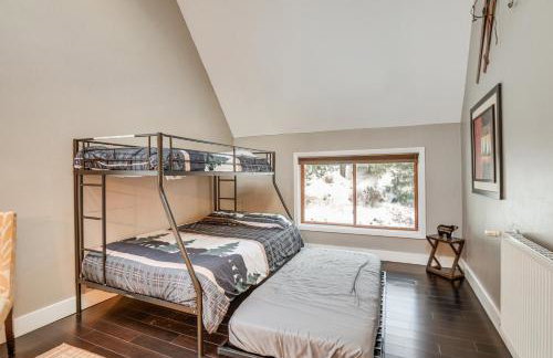 White Mountain Escape with Separate In-Law Suite! - Foto 29