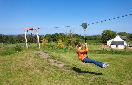 Beech Cottage at Williamscraig Holiday Cottages - Foto 4