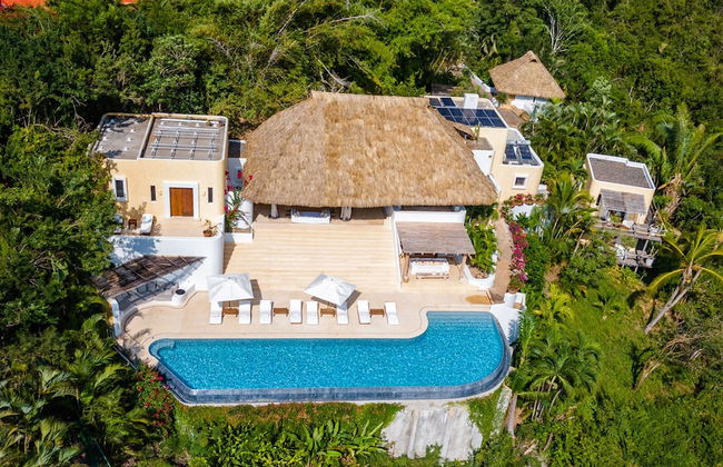 Private Villas in Careyes - Photo 40