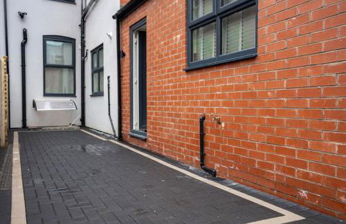 Luxury 6 Bed near city centre with Cinema Room & games room plus 5 bathrooms - Foto 50