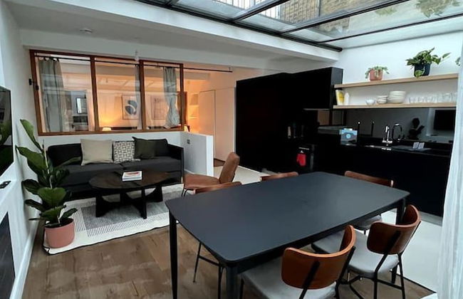 Design Led 1 bed in Cosmopolitan Queens Park - Foto 1