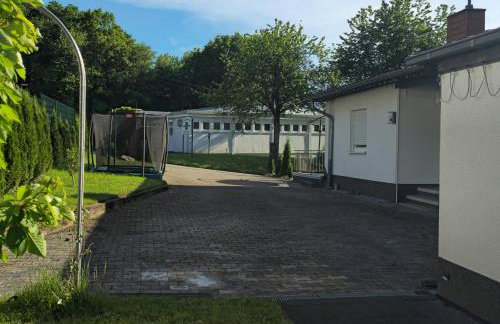 Premium Ferienwohnungen mit Garten-Terrasse-Grill-WiFi-Parkplatz-Baby-Kinder-Bostalsee - Foto 11