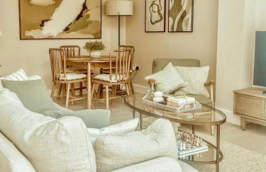 Stylish 3BD Townhouse in Central Winchester - Foto 2