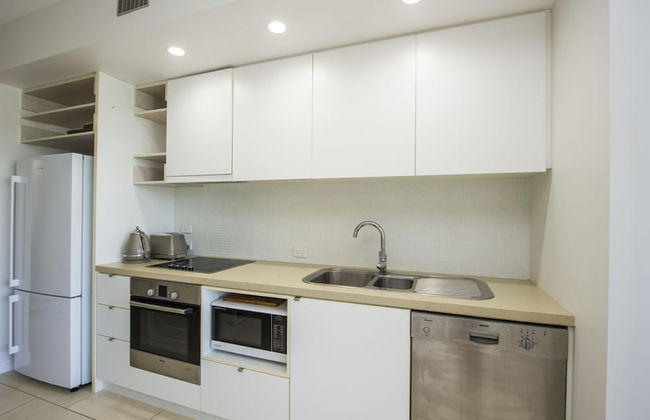 1 Bright Point Apartment 1503 - Photo 8