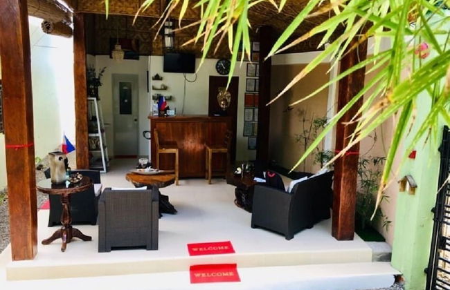 Rona's Townhouses - Photo 3