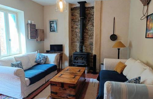 Ceps Cottage sleeps 6 with free wifi near the river - Foto 1