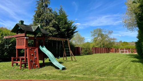 Stratford-upon-Avon 4BR Family Mansion on 1 acre with Pool, Gym & BBQ! - Foto 5