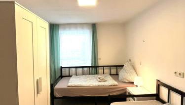 Monteurwohnungen - Monteurunterkunft in Randersacker bei Würzburg - Foto 4, wardrobe