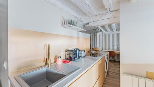 2BR apartment next to Notre Dame de Paris - Foto 5