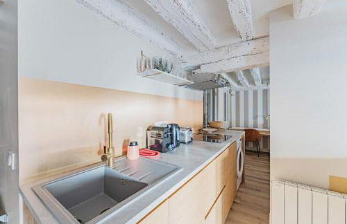 2BR apartment next to Notre Dame de Paris - Foto 5