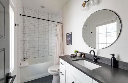 The Gambler - Pool Table Plus Rooftop with Firepit - Foto 68