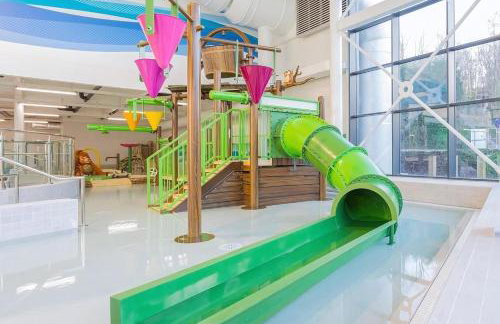 Lazy Bear Lodge with Hot Tub - Finlake Resort and Spa in Devon - Foto 25