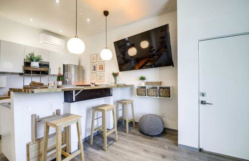 Luxury Barndo 2AN Europe Style Farm Stay Chickens - Foto 1