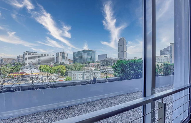 Luxury 1 Bed Apartment at The Capital on the Park - Photo 14