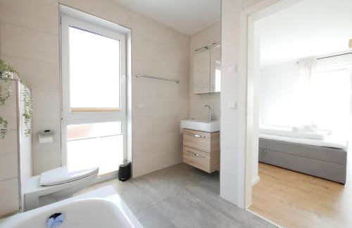 85qm, Parkplatz, zentral, großer Balkon, 2 Bäder - Foto 7