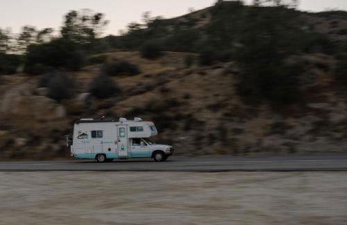 Lazy Squirrel - Cozy Family House with Full Game Room - Foto 56