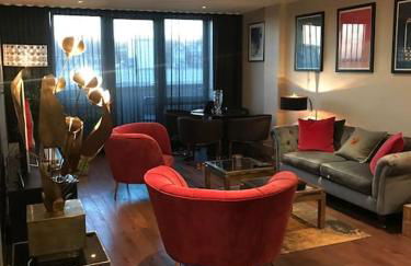 Luxury Central Tunbridge Wells with free parking - Photo 21