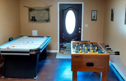 Charming Cabin Rental with a Hot Tub and Fireplace in the Smoky Mountains - Foto 6