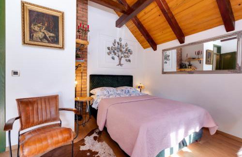 Kuća za odmor uz rijeku Slapnica, u Parku prirode Žumberak, finska sauna i jacuzzi - Foto 33