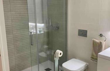 Penthouse 2-Rooms with Private Jacuzzi in the Solarium - Photo 25