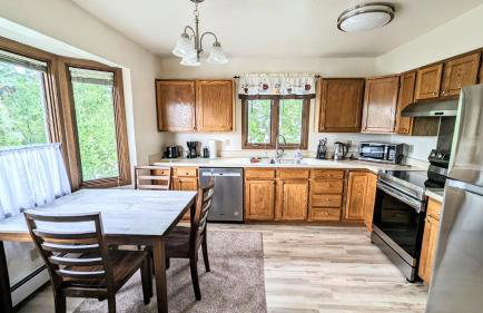 Spacious Downtown 2-bdrm Apartment - Photo 59