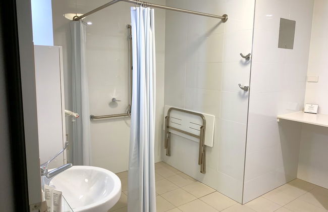 Hotel Diana South Brisbane - Photo 28