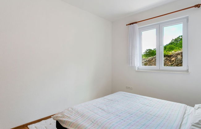 Home Near Red Lake in Ricice - Foto 5