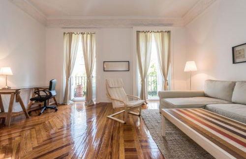 Apartamentos Alcalá - Photo 38