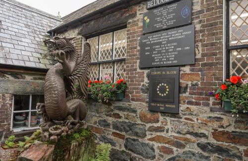 Llys Elen - Photo 47