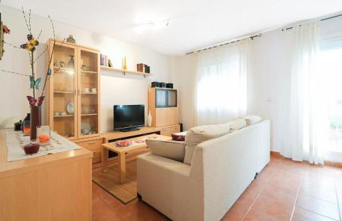 3 Bedroom Cozy Home In La Algaba - Photo 3