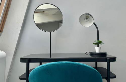 Penthouse with Patio & 2 Baths, 10 Min to Duomo - Foto 11