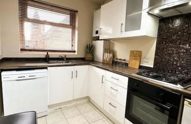 Bright & Spacious Split Level Flat in Kennington - Foto 8