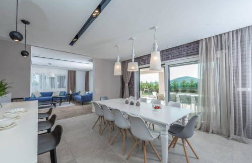 Luxury Villa Primavera Sukosan with Heated Pool - Foto 16