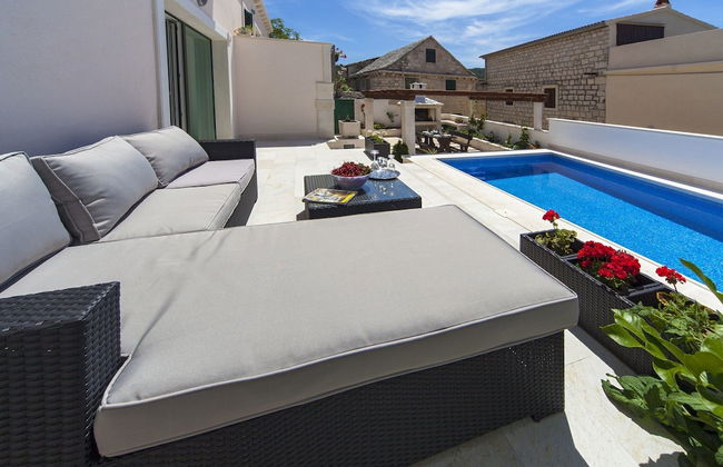 Modern Villa in Povlja With Pool - Foto 10