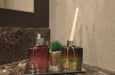 Flat Luxo 3010 com banheira Mountain Village Laje de Pedra Canela - Foto 4