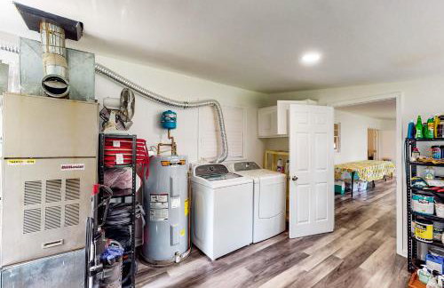 Steps to Chesapeake Bay! Callaway Drive Retreat - Foto 29