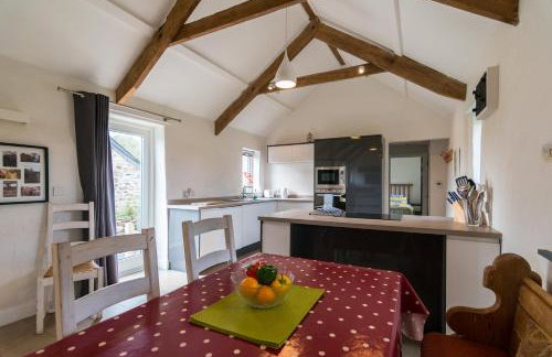 The Dairy - Luxury Cottage, Hot Tub and Summer House, Countryside Views, Pet Friendly - Foto 18